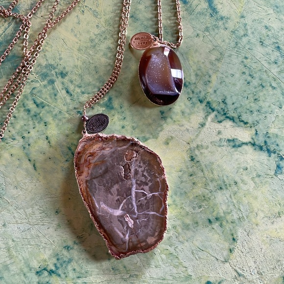 Anthropologie Dara Ettinger Two Layered gold tone chain stone pendant necklaces - Picture 4 of 7